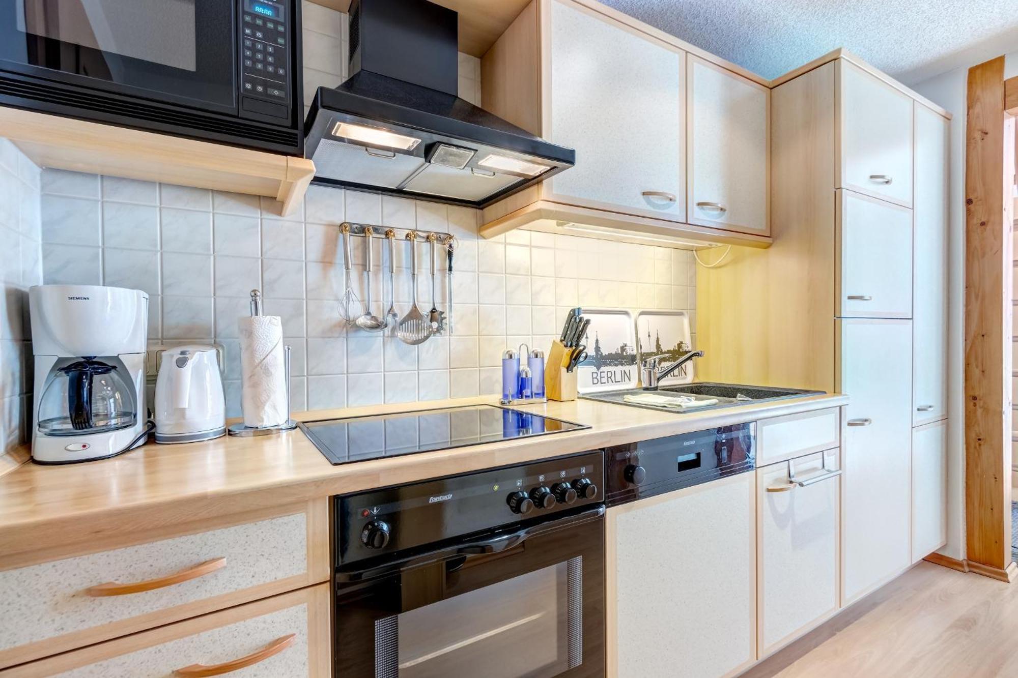 Haus Berlin Krabbengalerie Apartment Loddin Exterior foto